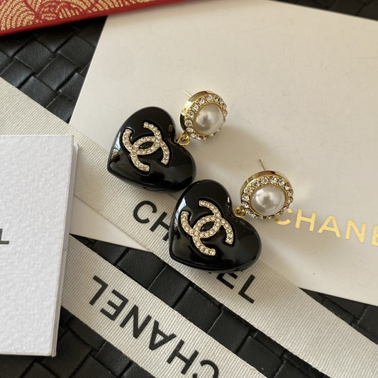 18K CHANEL CC Black Heart Earrings