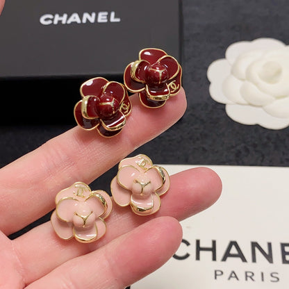 18K CC Camellia Earrings