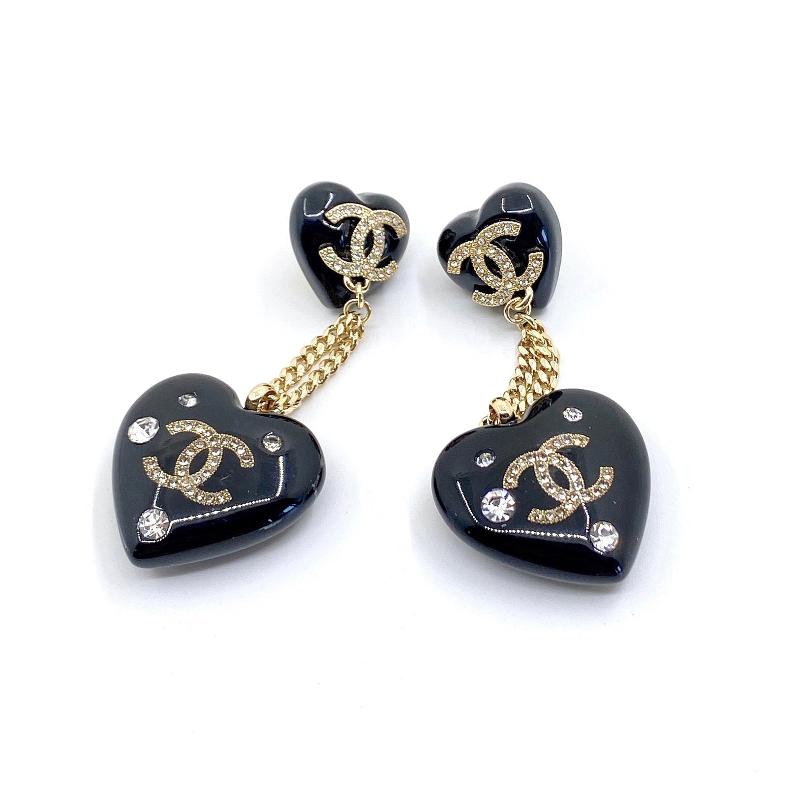 18K CHANEL CC Heart Pendant Earrings