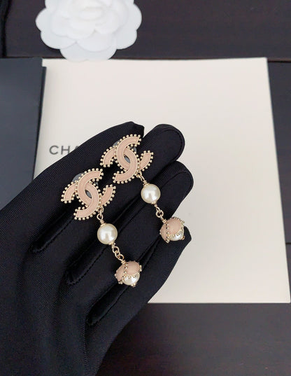 18K CC Pearl Crystals Earrings