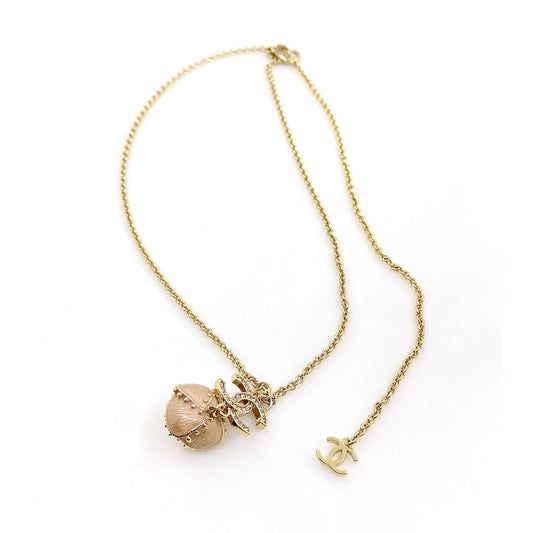 18K CHANEL CC Pearls Flower Necklace