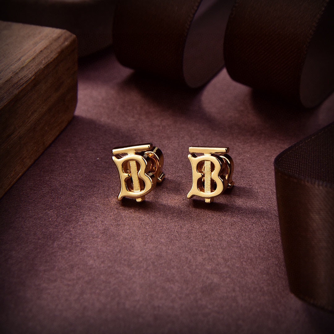 Boucles d'oreilles avec logo BB en 18 carats