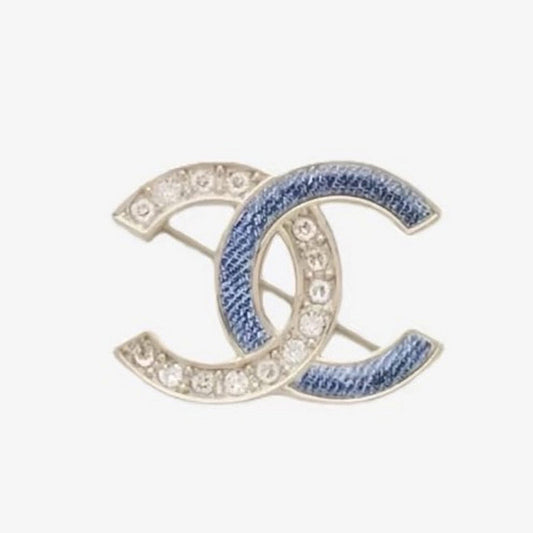 18K CC Sky Blue Diamond Brooch