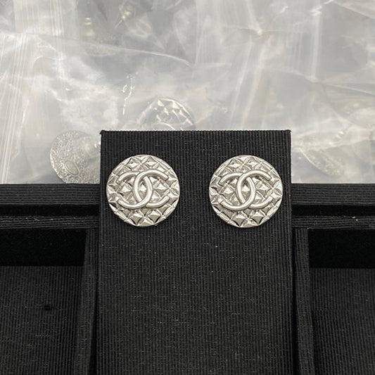 18K CC White Gold Earrings