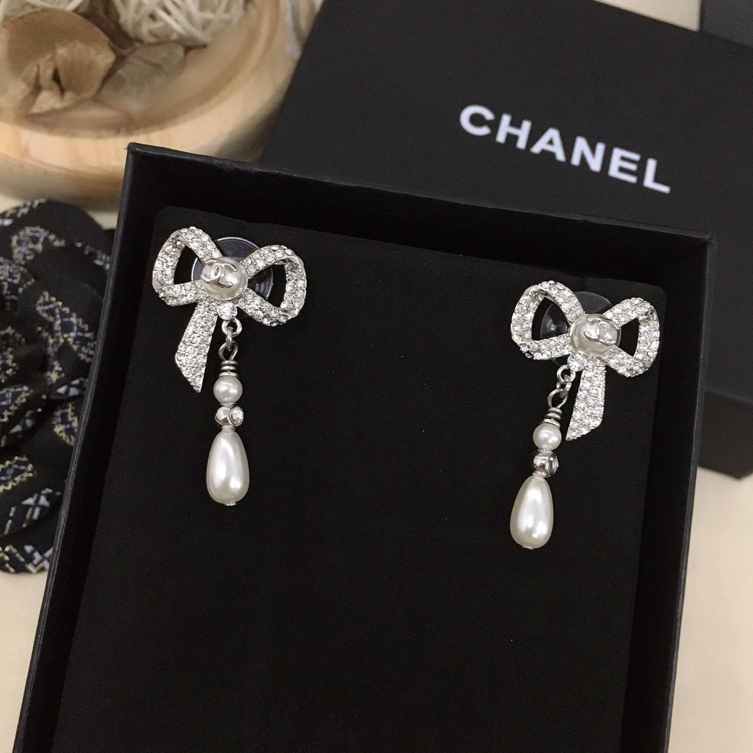 Boucles d'oreilles diamants nœud papillon CC 18 carats