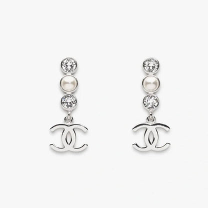 18K CC 25B Crystal Earrings