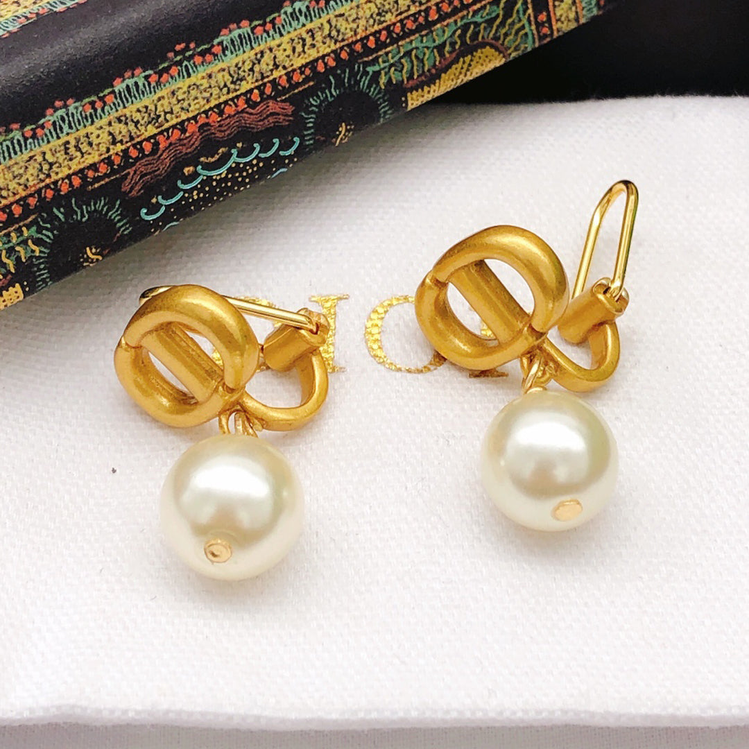 18K Dior Tribales Pearls Earrings