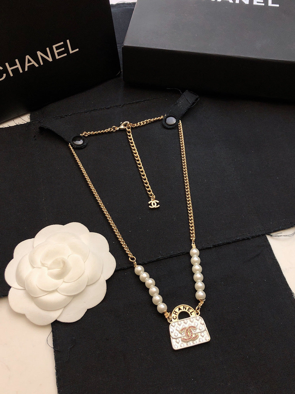 18K CC Pearls Bag Pendant Necklace