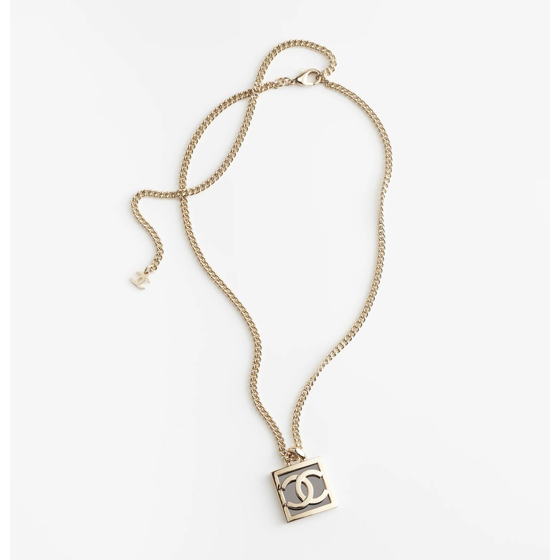 18K CHANEL CC Square Logo Necklace