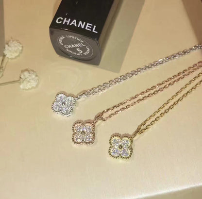 18K Rose Gold Sweet Alhambra Diamond Necklace