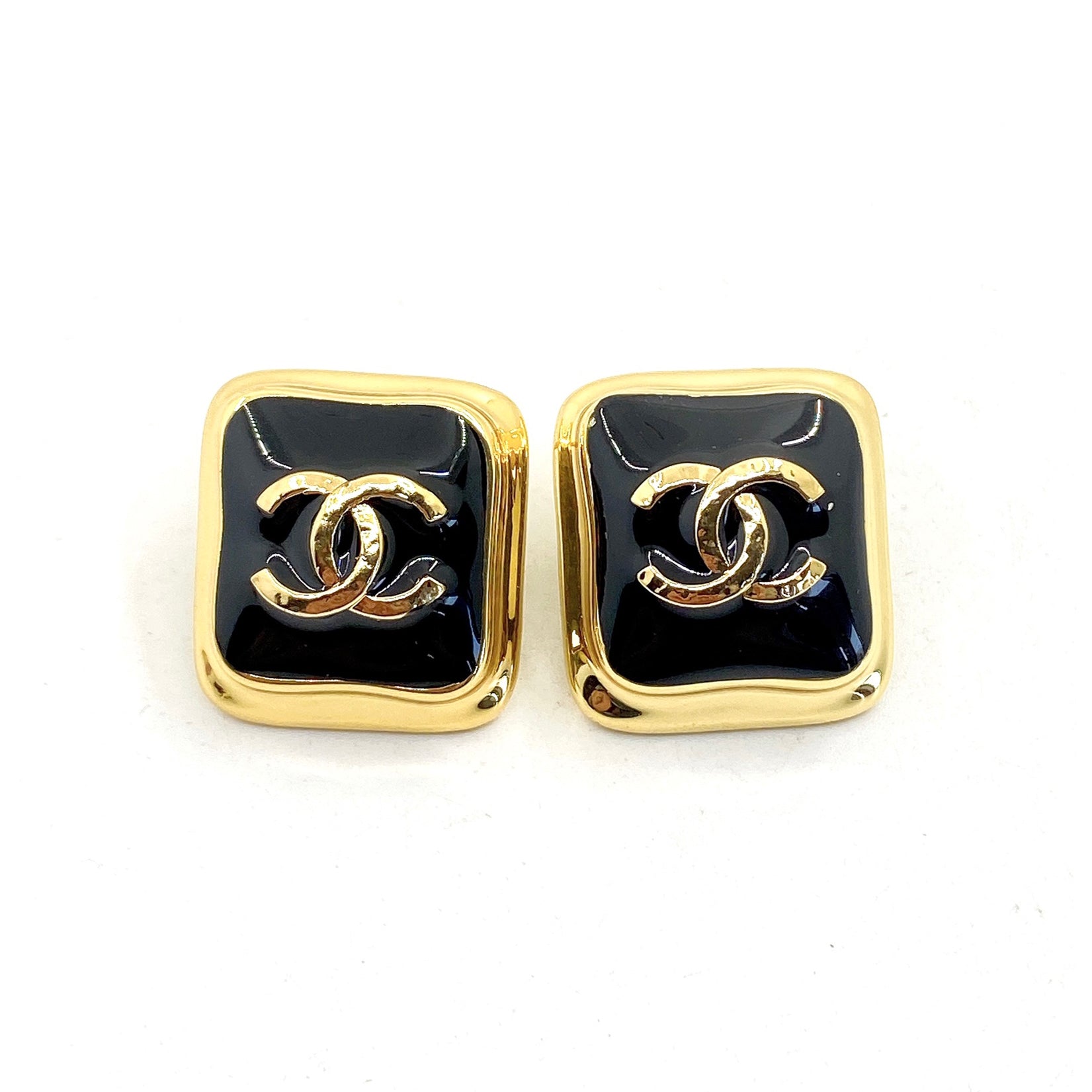 18k CHANEL Square CC Earrings