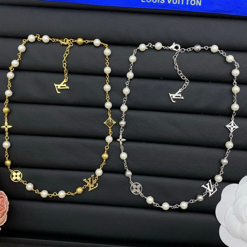 18K Louis Pearls Necklace
