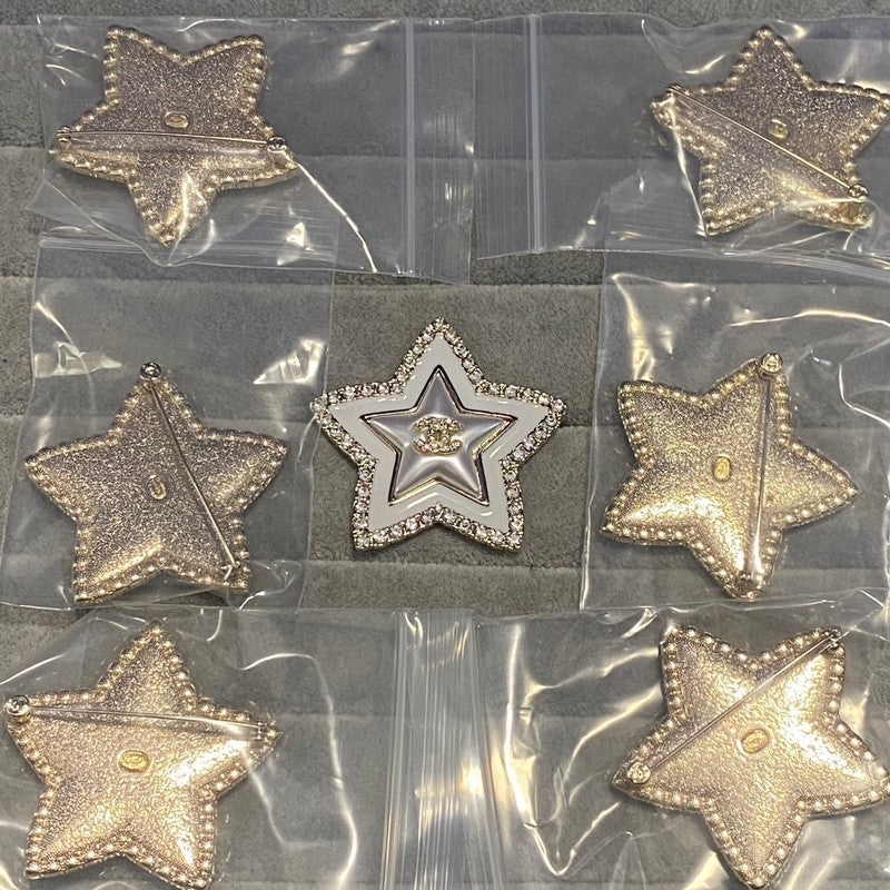 CC Star Pearl Brooch
