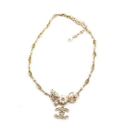 18K CHANEL CC Flowers Diamonds Necklace