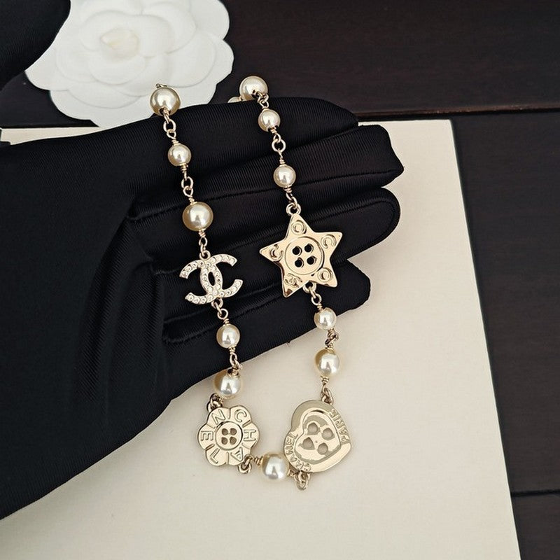 CC Pearl Star Necklace