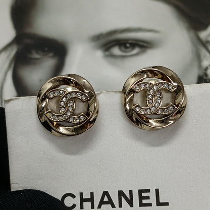 18K CC Round Diamond Gold Earrings