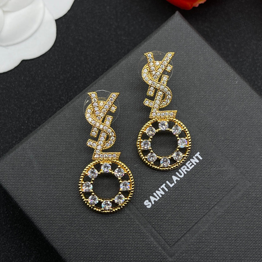 Boucles d'oreilles Saint Diamants 18 carats