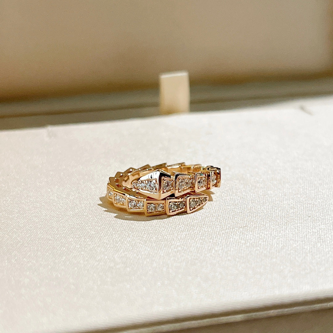 18K BV Serpenti Viper Pave Diamond Ring