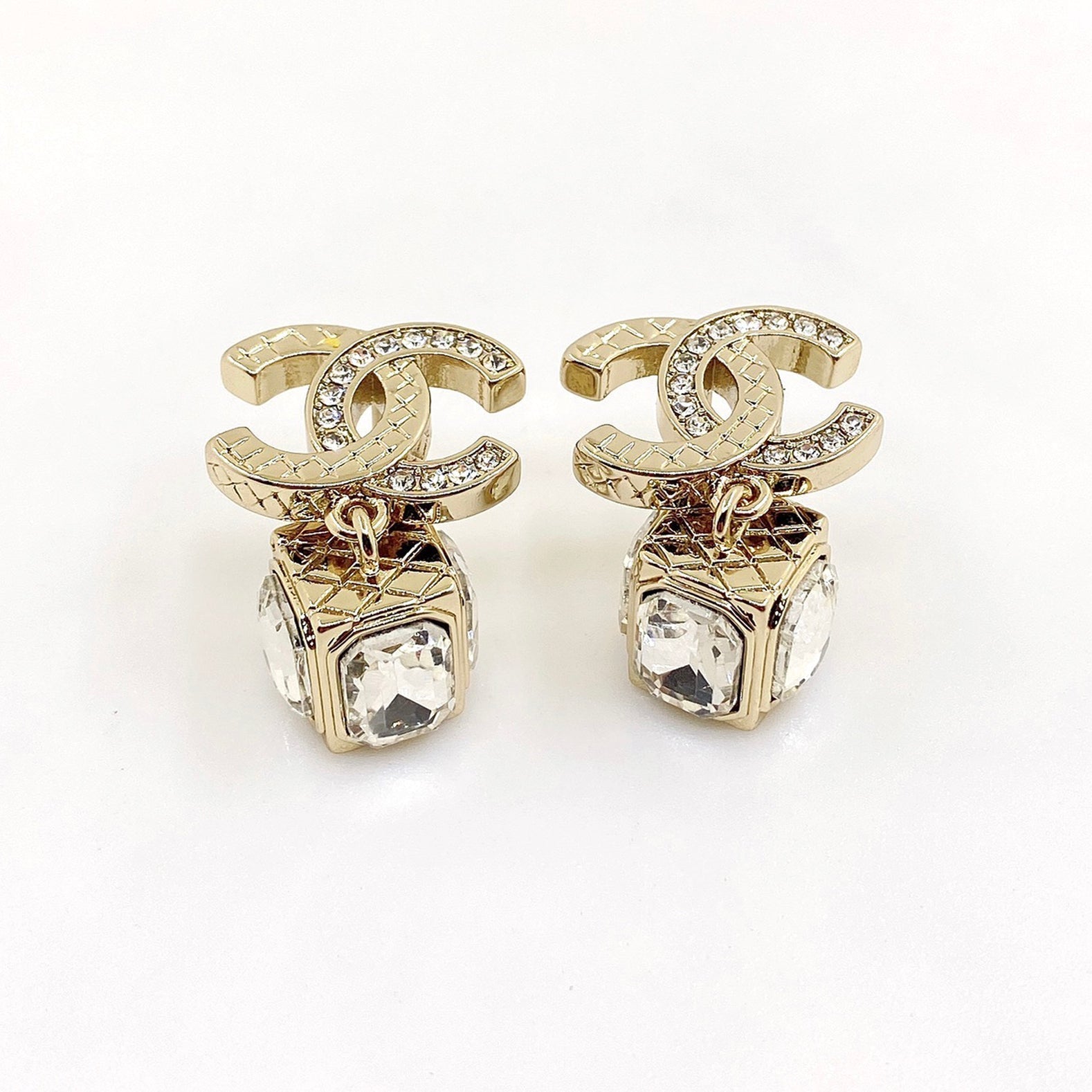 18K CHANEL CC Square Crystal Pendant Earrings