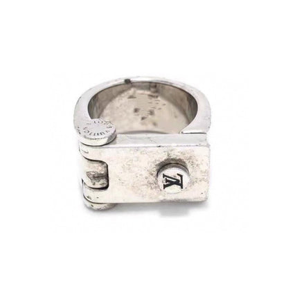 18K Louis Lock Vintage Ring