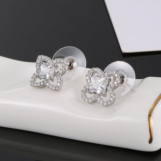 18K Louis Blossom Earrings