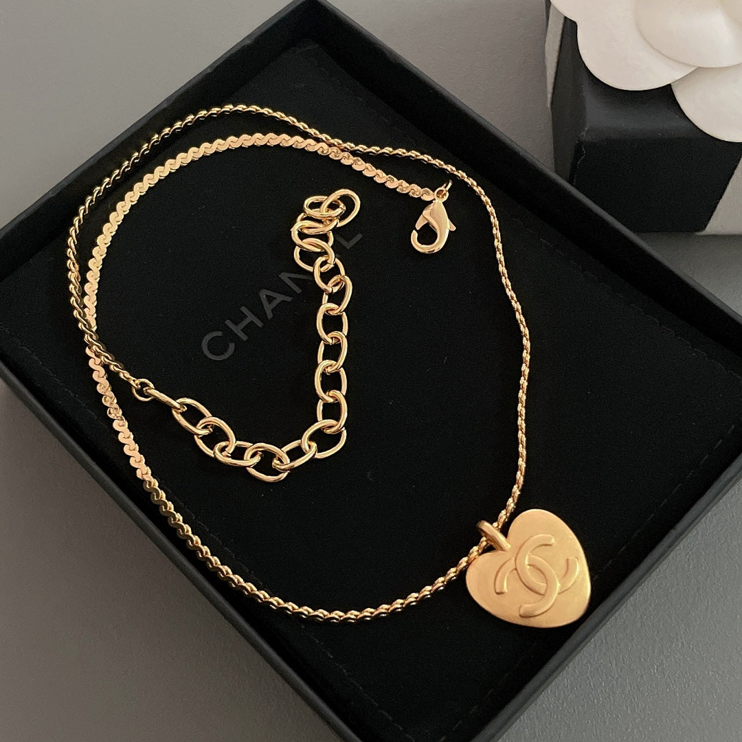 18K CHANEL CC Vintage Necklace