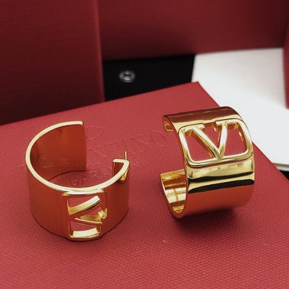 18K Vlogo Cuff Earrings