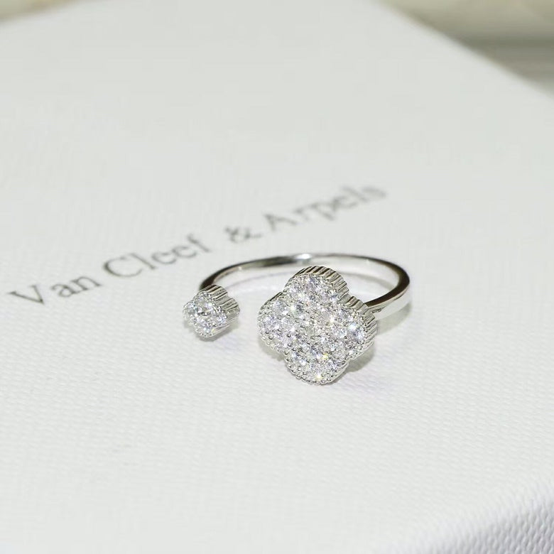 18K Magic Alhambra Diamond Ring