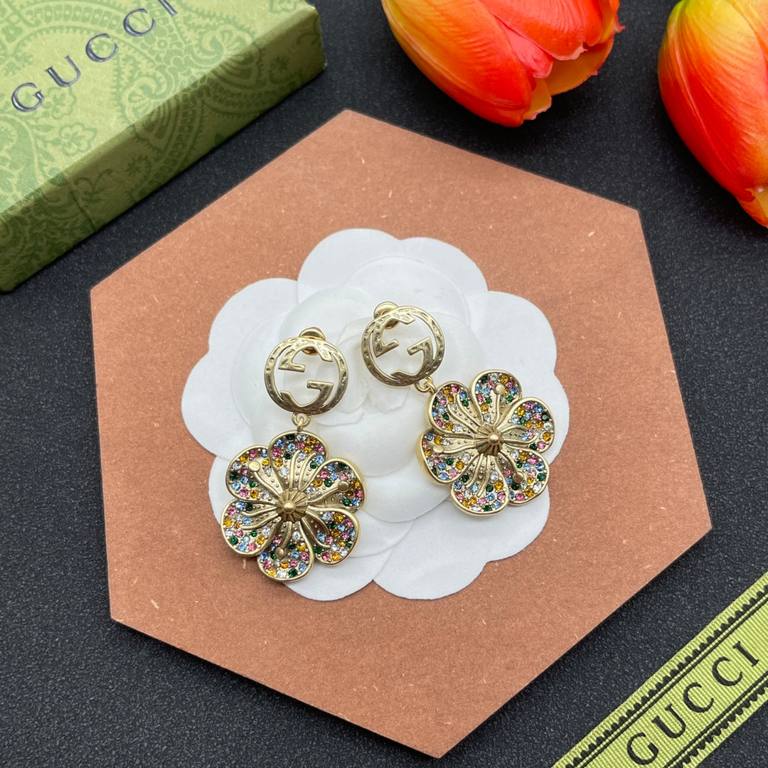 Boucles d'oreilles à fleurs en cristaux de couleur Double G 18 carats