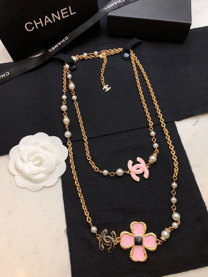 Collier de fleurs roses 18K CC