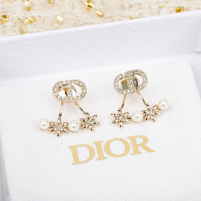 18K CD Tribales Diamond Earrings