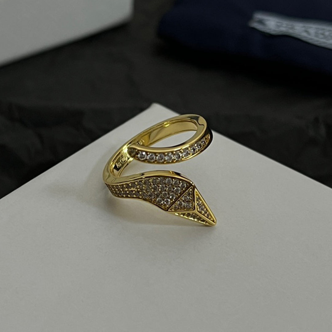 18K Eternal Snake Ring