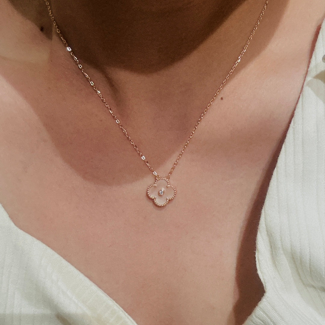 18K Sweet Alhambra Pink Clover Necklace