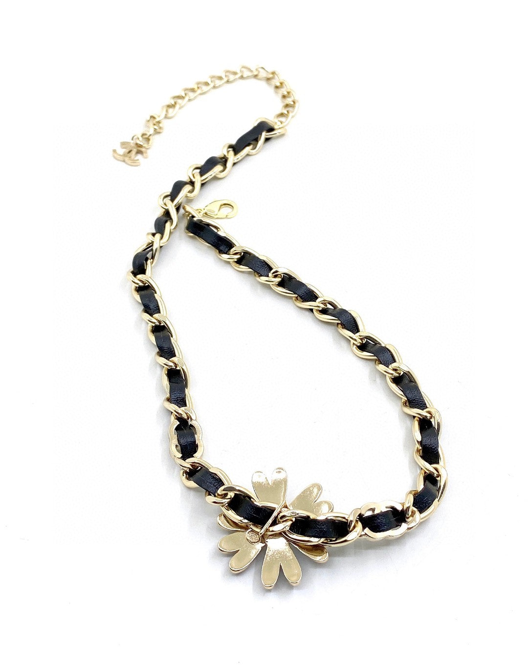 18K CC Black Daisy Necklace