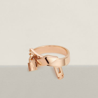 18K Kelly Gavroche H Ring