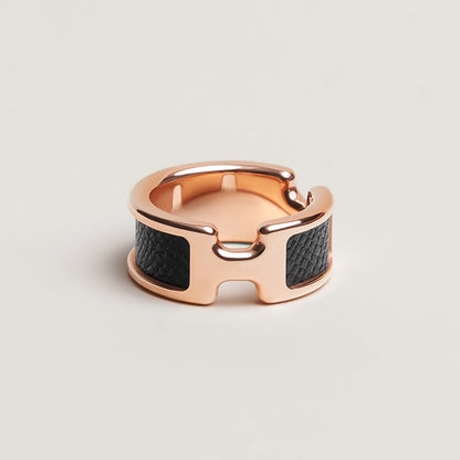 18K Olympe H Ring