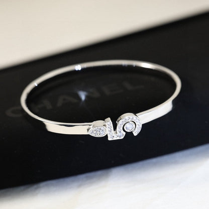 18K CC No.5 Diamond Gold Bracelet
