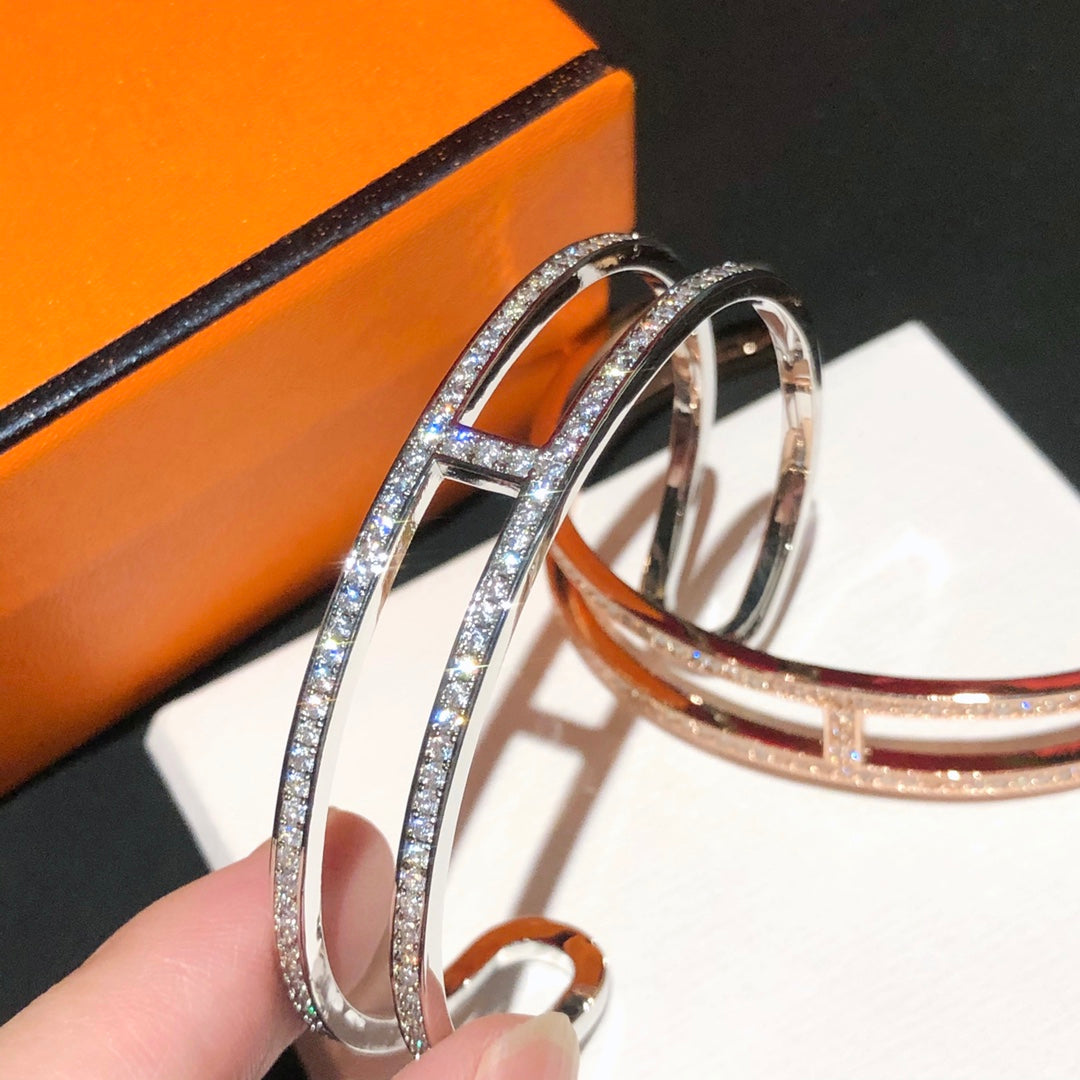 18K Ever Chain D’ancre Cuff Diamond H Bracelet