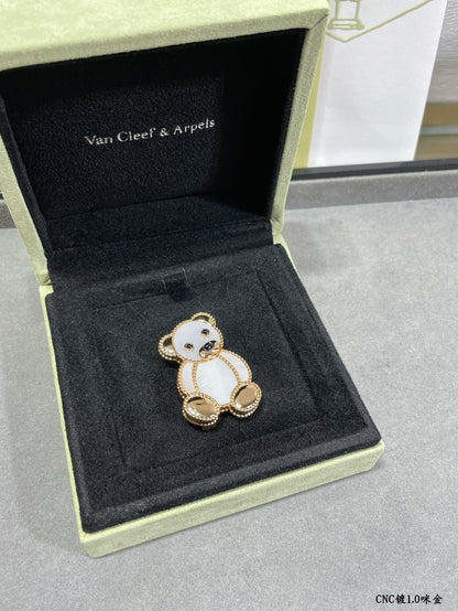 Broche à pince ours en peluche animaux porte-bonheur 18 carats