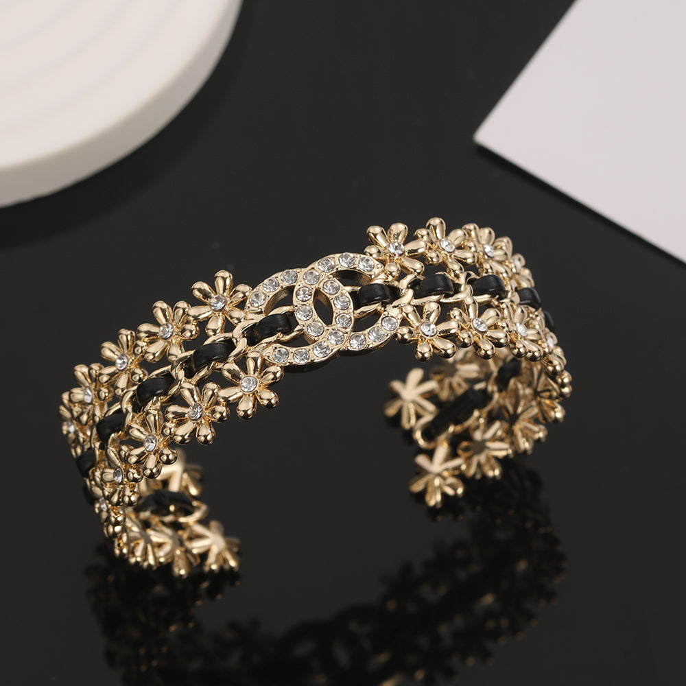 18K CHANEL CC Open Cuff Strass Bracelet