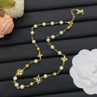 18K Louis Pearls Necklace