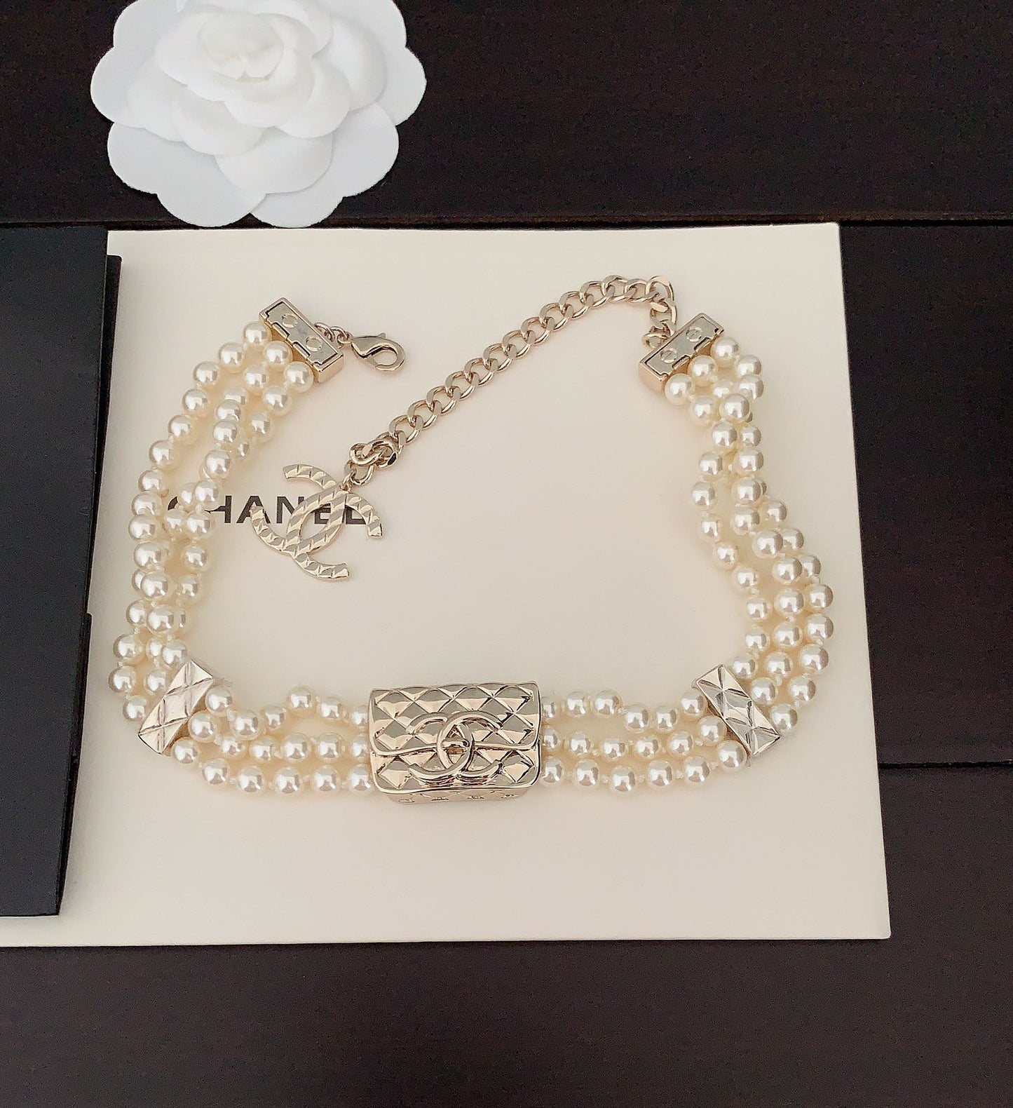 18K CC Bag Pearls Chain Necklace