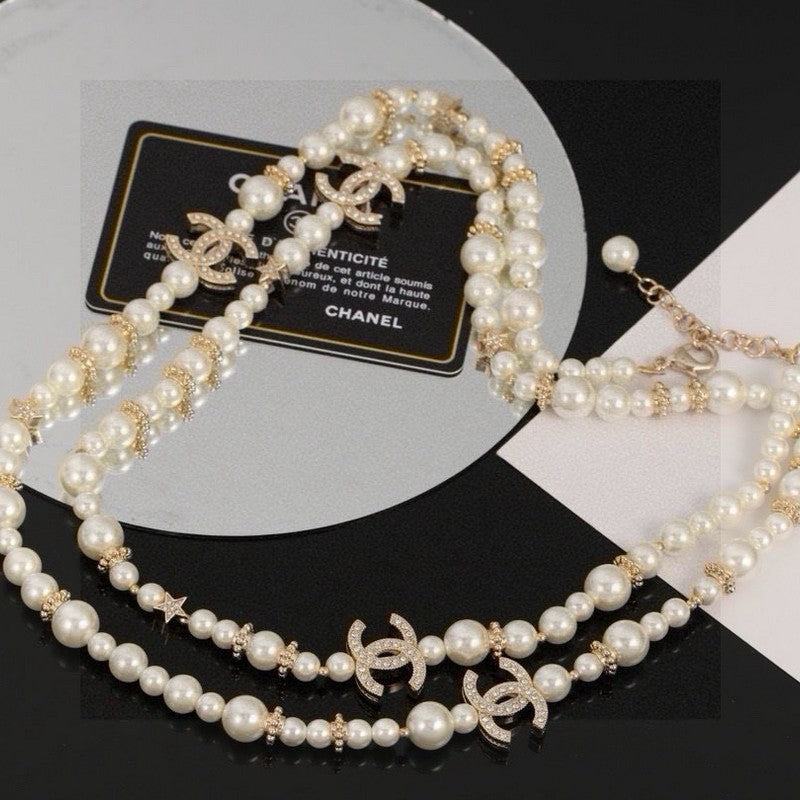 CC 26C Long Pearl Necklace