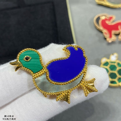 Broche à pince en forme de canard, animaux porte-bonheur 18 carats