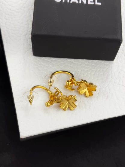 18K CC Flowers Earrings