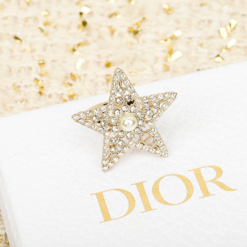 CD Star Diamond Brooch