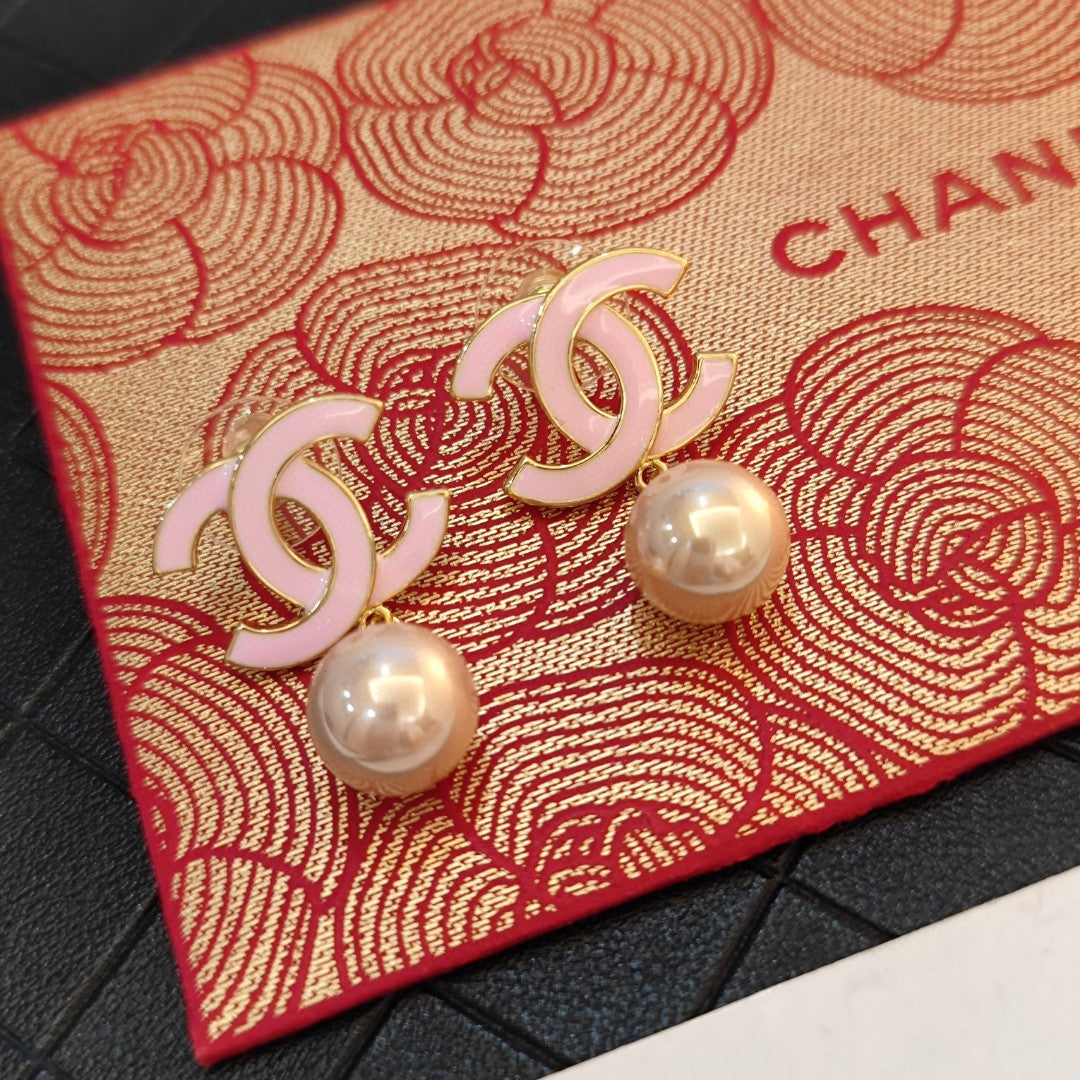 18K CC Pink Pearls Earrings