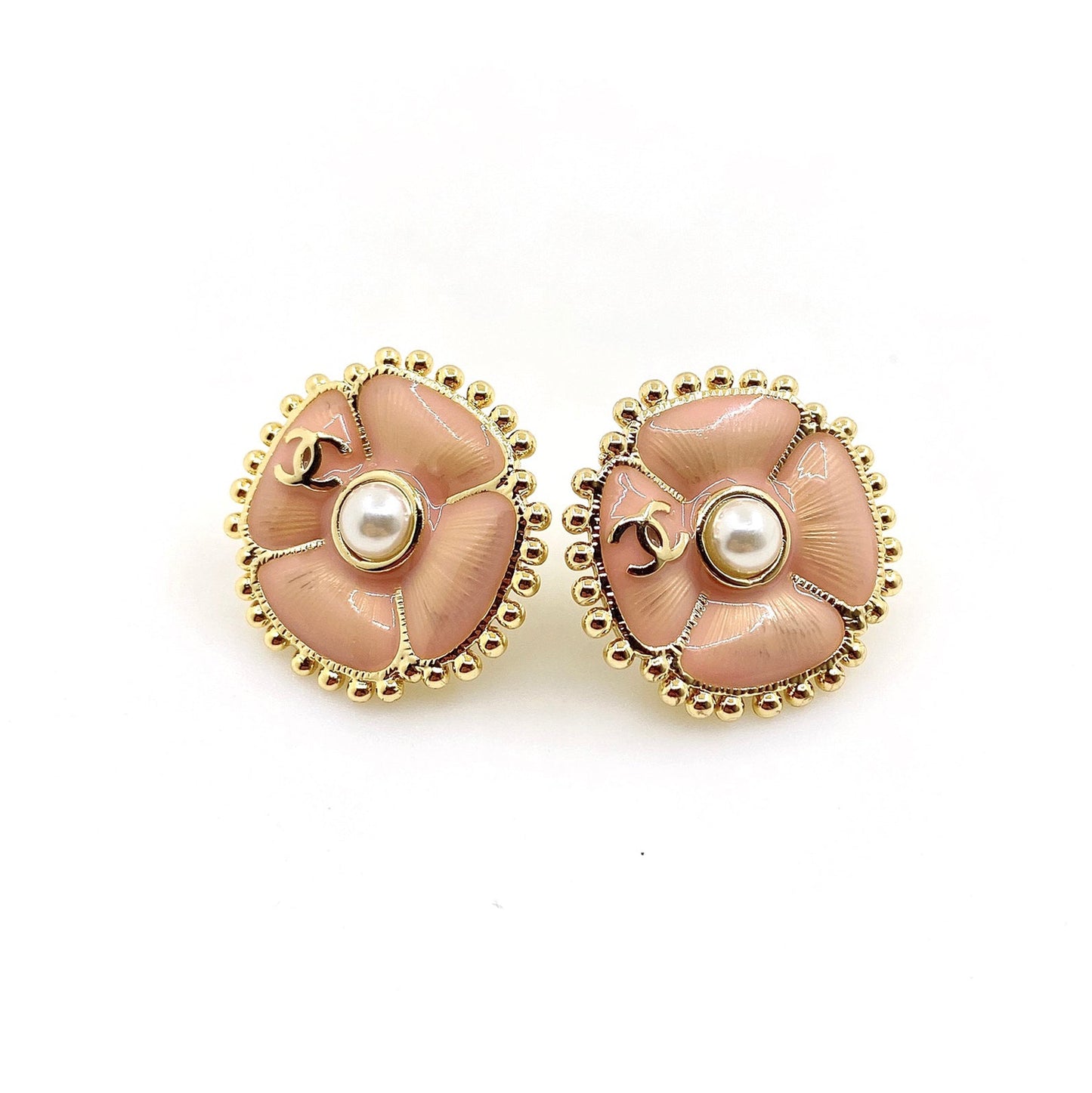 18k CHANEL CC Pink Pearl Earrings