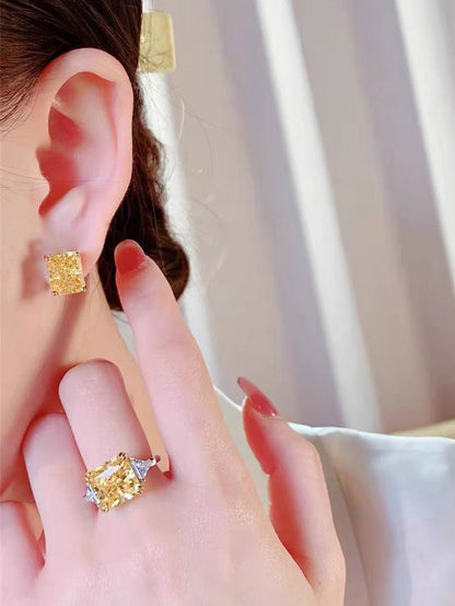 18K T Yellow Crystal Earrings