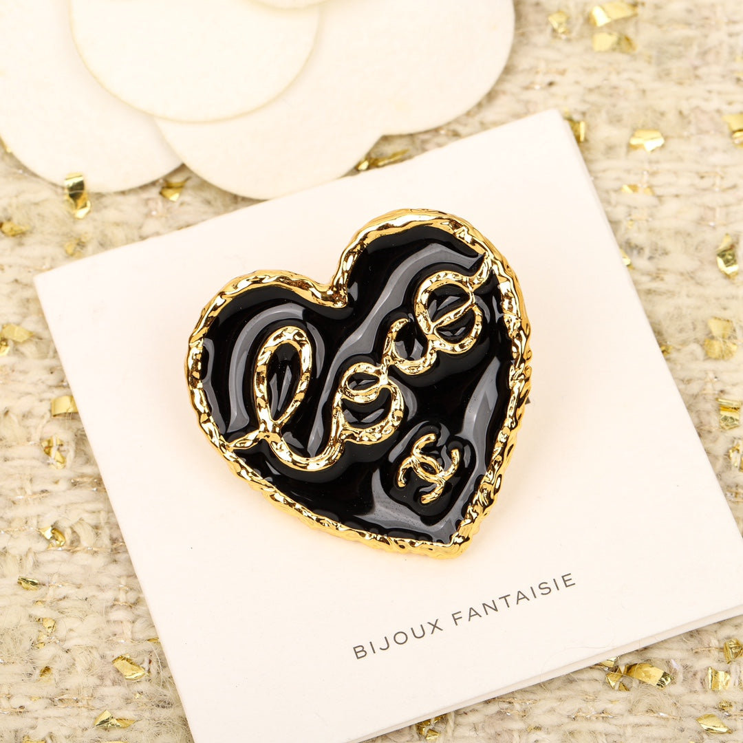 18K CHANEL Black Heart Brooch